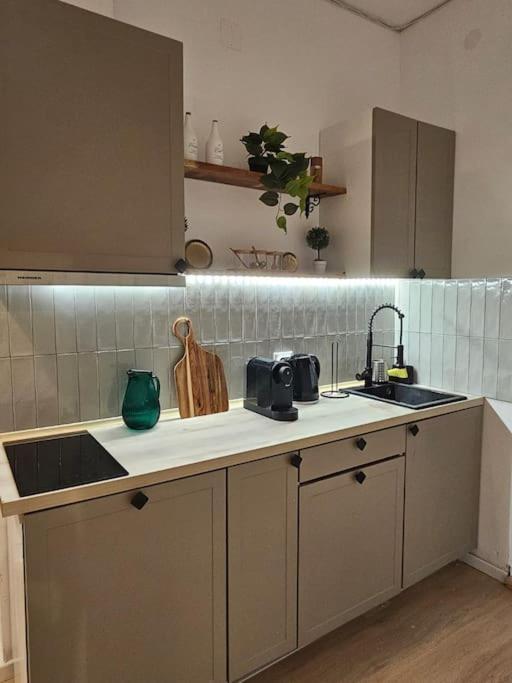 Heart Of City Center 4Br 2Bath 10 Pers Bucharest Exterior photo